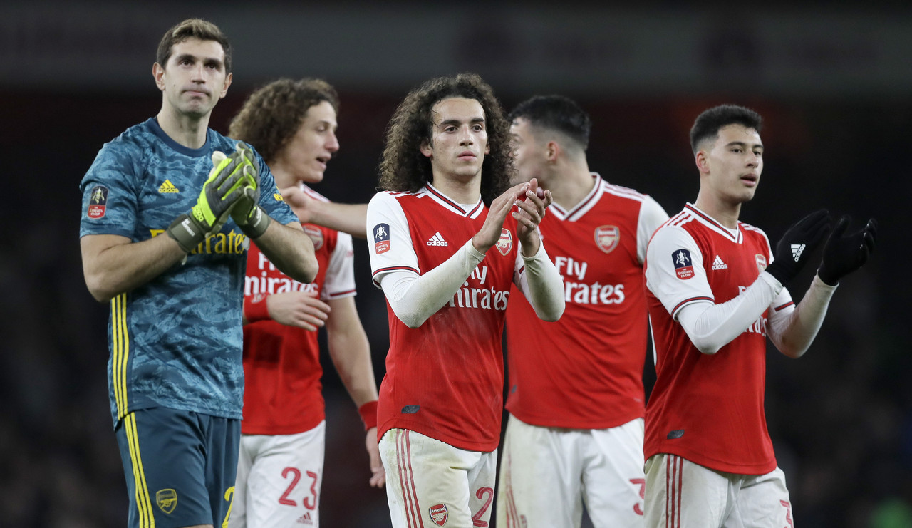 U17亚预赛：国少4-0孟加拉国全胜出线，帅惟浩戴帽，赵松源破门