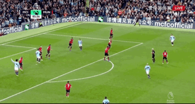 足球报：邵佳一有四大特质被认可，熟悉足协和国字号工作