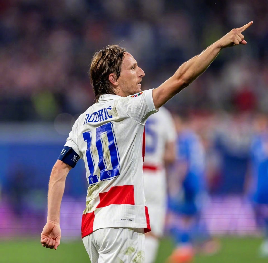 掘金主帅：将根据戈登的腿筋拉伤程度来确定具体的伤停时间