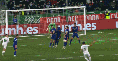 巴恩斯空砍准三双，猛龙7人得分上双，3分惜败湖人